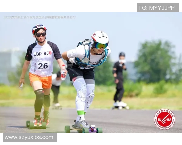 城市马拉松评析:广州滑板队在赛事中的团队意识与表现探讨 城市马拉松评析:广州滑板队在赛事中的团队意识与表现探讨