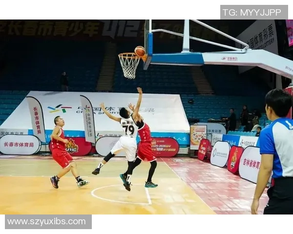 任骏飞领衔球队奋勇争先展现篮球魅力助力赛季辉煌成就